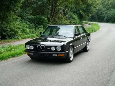 Gebraucht BMW M5 286 PS (210 kW) 1988 Schwarz Limousine