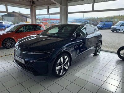 Nachtblau + schwarz Gebraucht 2022 Renault Mégane Techno Limousine | 35.900 €