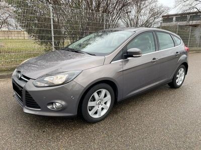 gebraucht Ford Focus Lim. Titanium 1.6 TÜV 02/25 2.Hand!