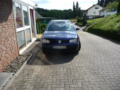 Gebraucht VW Golf IV 131 PS (96 kW) 2004 Blau Kombi
