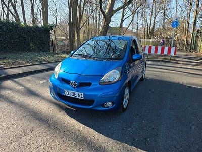 Gebraucht Toyota Aygo 68 PS (50 kW) 2009 Blau Kleinwagen