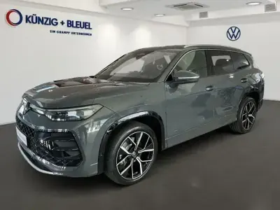 Gebraucht VW Tayron R-line 193 PS (141 kW) 2025 Delfingrau metallic SUV