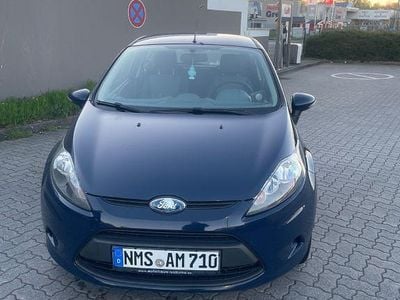 Second-hand Ford Fiesta Trend 60 CP (44 kW) 2009 Albastru Berlinǎ