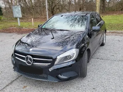 Brugt Mercedes A180 Urban 122 HK (89 kW) 2015 Sort Sedan
