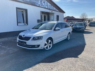 Usado Skoda Octavia Style 150 HP (110 kW) 2016 Branco Citadino