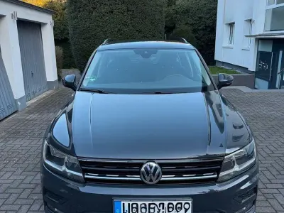 Gebraucht VW Tiguan Comfortline 150 PS (110 kW) 2018 Grau SUV