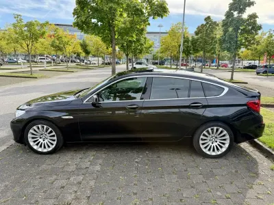 Gebraucht BMW 530 Gran Turismo 245 PS (180 kW) 2011 Schwarz Limousine