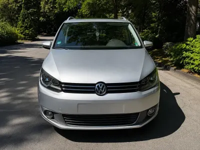 Gebraucht VW Touran 150 PS (110 kW) 2011 Silber Van / Kleinbus