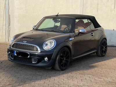 Mini Cooper SD Cabriolet