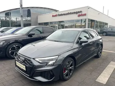 Gebraucht Audi A3 Sportback e-tron Design 245 PS (180 kW) 2022 Daytonagrau perleffekt Kleinwagen