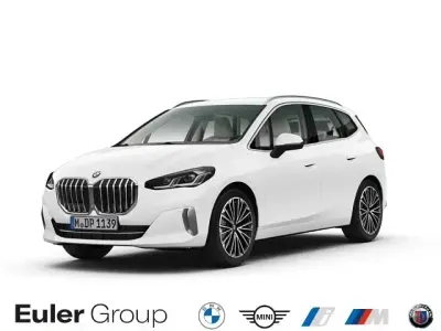 Gebraucht BMW 220 Active Tourer Sport Line 170 PS (125 kW) 2025 Weiss Van / Kleinbus