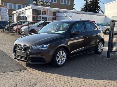 Gebraucht Audi A1 Attraction 90 PS (66 kW) 2013 Teakbraun metallic Kleinwagen