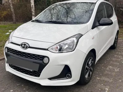 Gebraucht Hyundai i10 87 PS (63 kW) 2019 Weiß Kleinwagen