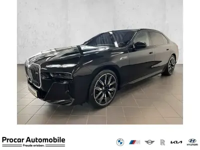 Second-hand BMW i7 M Sport 484 kW (659 CP) 2024 Negru Berlinǎ