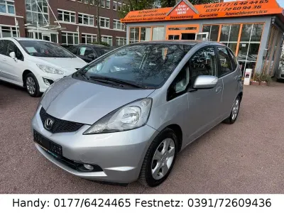 Gebraucht Honda Jazz 99 PS (72 kW) 2010 Silber Kleinwagen