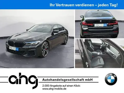 Używany BMW M550 Sport Line 530 KM (389 kW) 2023 Czarny Sedan/Limuzyna