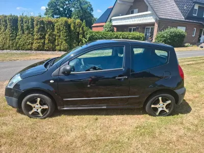 Gebraucht Citroën C2 Style 60 PS (44 kW) 2007 Schwarz Kleinwagen