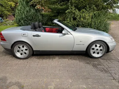 Gebraucht Mercedes SLK230 193 PS (141 kW) 1999 Silber Cabrio