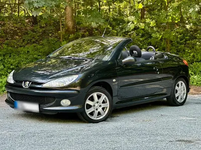 Gebraucht Peugeot 206 CC 110 PS (80 kW) 2006 Schwarz Cabrio