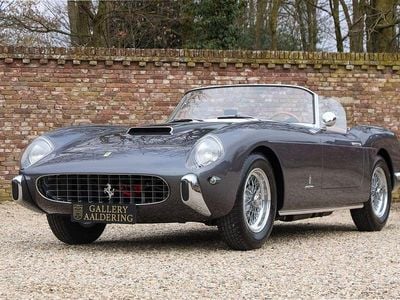 Usata Ferrari 250 240 CV (176 kW) 1959 Grigio Cabrio