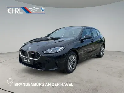 Neu BMW 120 Performance 170 PS (125 kW) 2026 Schwarz Kleinwagen