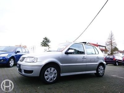 Gebraucht VW Polo 60 PS (44 kW) 2001 Silber metallic Kleinwagen