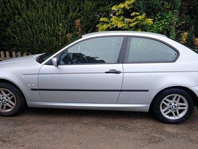 Second-hand BMW 316 116 CP (85 kW) 2003 Argintiu Berlinǎ