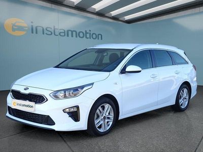 Weiß Gebraucht 2021 Kia Ceed Kleinwagen | 20.849 € (Fairer Preis)