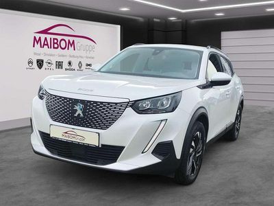 Lack weiss perlglänzend/typ au Gebraucht 2021 Peugeot e-2008 Allure SUV | 15.990 € (Guter Preis)
