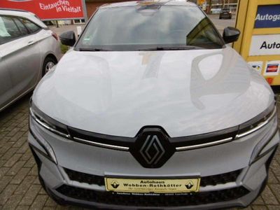 Gris kqj + noir gne Gebraucht 2023 Renault Megane E-Tech Techno Limousine | 31.900 € (Etwas zu teuer)