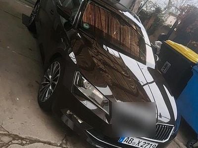 Gebraucht Skoda Superb 190 PS (139 kW) 2016 Braun Kombi