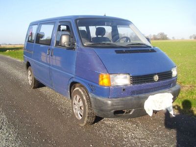 gebraucht VW T4 TDI 102PS AHK, ZV, E-Fenster TüV 04/25