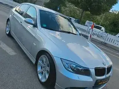 Używany BMW 325 Sport Line 218 KM (160 kW) 2006 Srebrny Sedan/Limuzyna