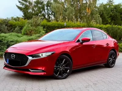 Gebraucht Mazda 3 Selection 186 PS (136 kW) 2022 Rot Limousine