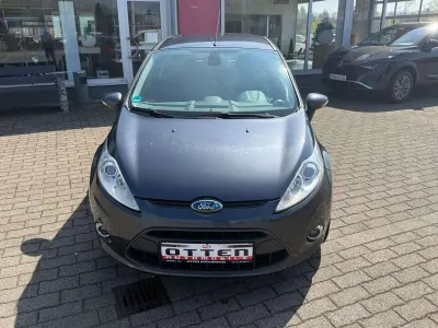 Gebraucht Ford Fiesta Titanium 120 PS (88 kW) 2009 Grau Kleinwagen