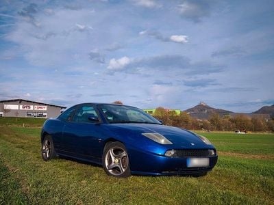 Second-hand Fiat Coupé 131 CP (96 kW) 1999 Albastru Coupe