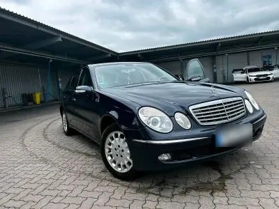 Gebraucht Mercedes E280 177 PS (130 kW) 2005 Blau Limousine