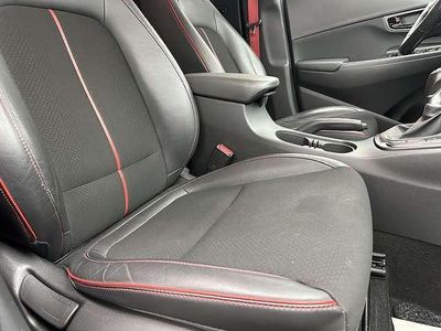 Rot metallic Gebraucht 2019 Hyundai Kona Style SUV | 13.330 € (Fairer Preis)