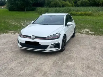 Gebraucht VW Golf VII GTI 230 PS (169 kW) 2017 Schwarz Limousine