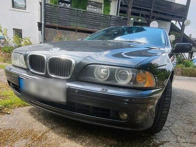 BMW 525