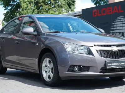 Gebraucht Chevrolet Cruze LT 124 PS (91 kW) 2012 Grau Limousine