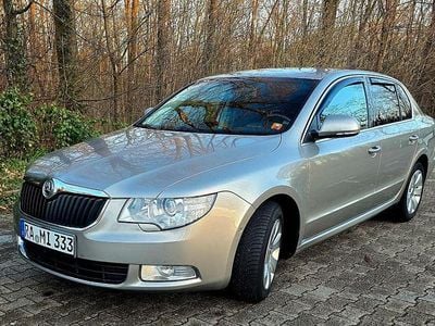 Gebraucht Skoda Superb Elegance 160 PS (117 kW) 2009 Grau Limousine