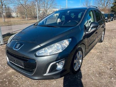 Używany Peugeot 308 SW Active 120 KM (88 kW) 2012 Szary Kombi