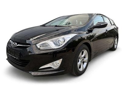 Usado Hyundai i40 135 HP (99 kW) 2015 Preto Carrinha