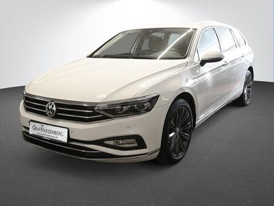 gebraucht VW Passat Var 2.0 TDI Automatik Elegance 4Motion StHzg MatrixLED Kamera