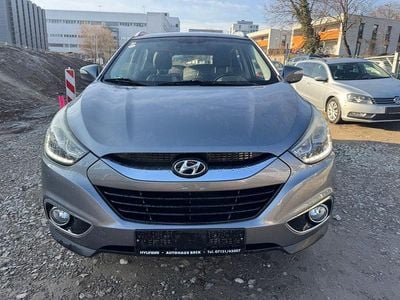 Grau Gebraucht 2014 Hyundai ix35 Edition SUV | 7.999 € (Fairer Preis)