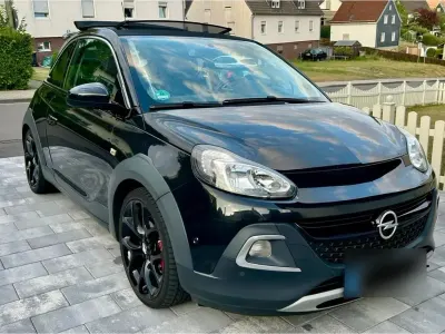 Gebraucht Opel Adam Rocks Rocks 150 PS (110 kW) 2016 Schwarz Kleinwagen