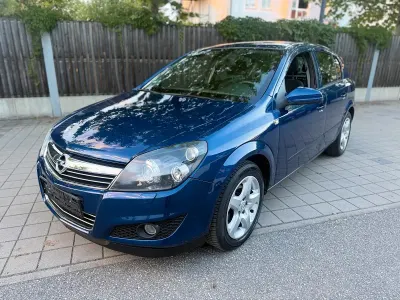 Gebraucht Opel Astra 140 PS (102 kW) 2008 Blau Kleinwagen