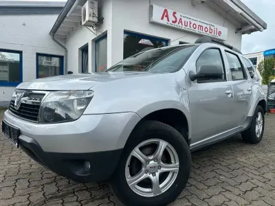 Gebraucht Dacia Duster Lauréate 110 PS (80 kW) 2011 Platingrau SUV