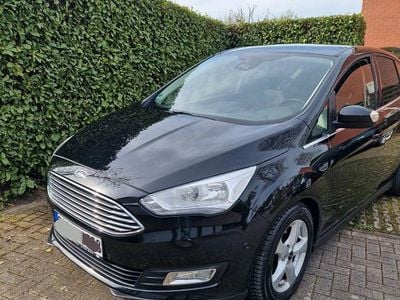 Second-hand Ford C-MAX Titanium 150 CP (110 kW) 2018 Negru Monovolum